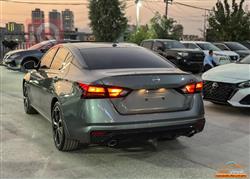 نيسان ألتيما